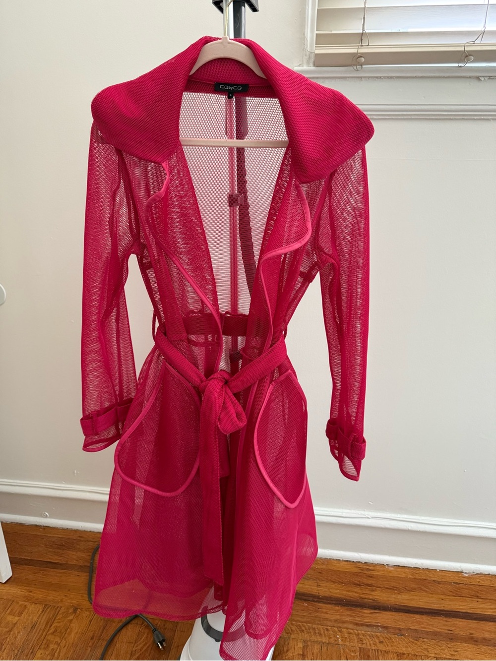 Sheer Mesh Wrap - Pink - Picture 4 of 6